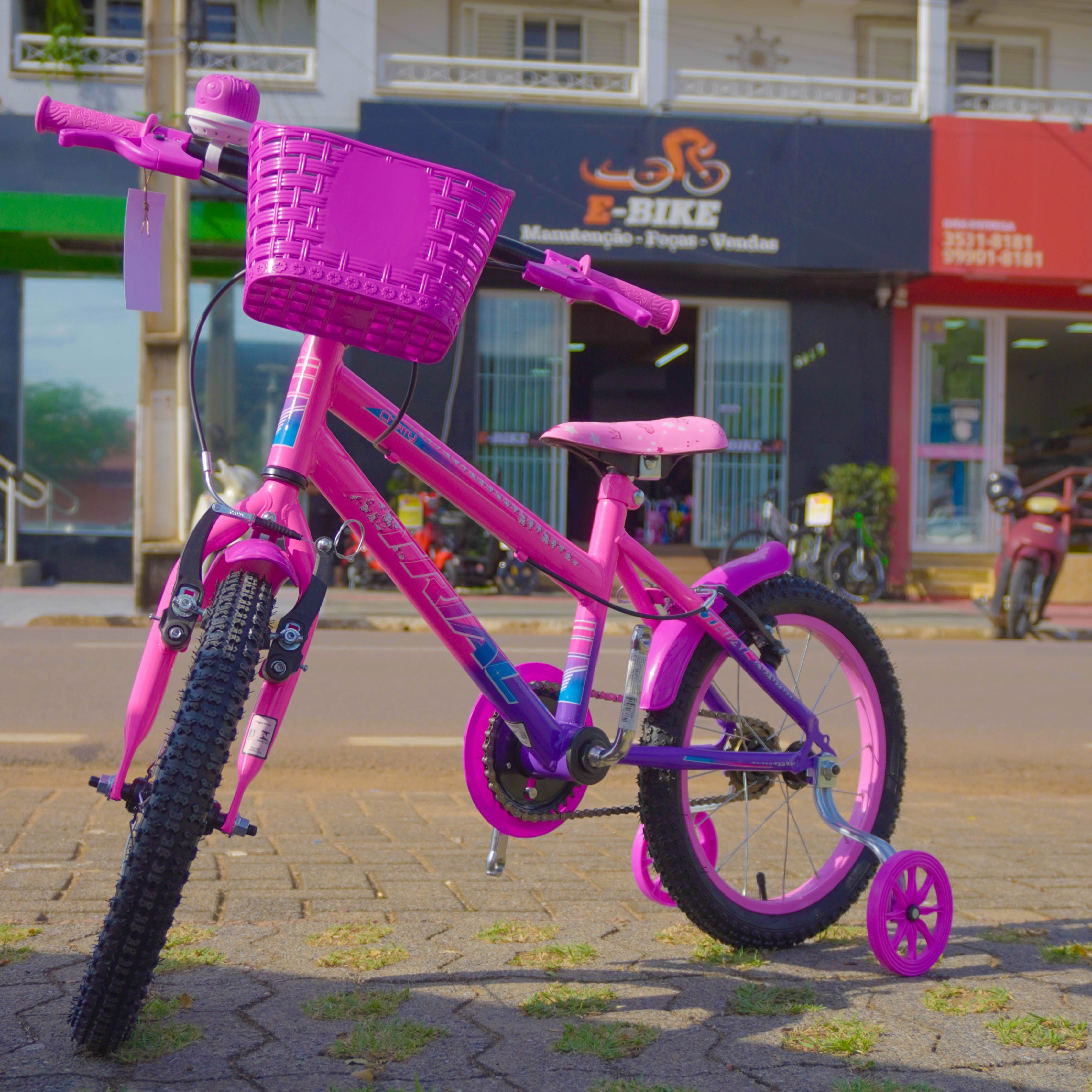 Bicicleta com Cestinha